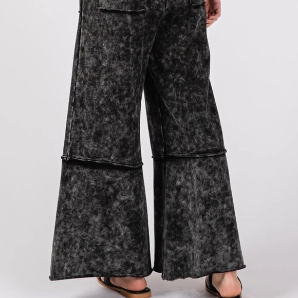SAGE + FIG Mineral Washed Terry Wide Leg Pants - Picture 6 of 8